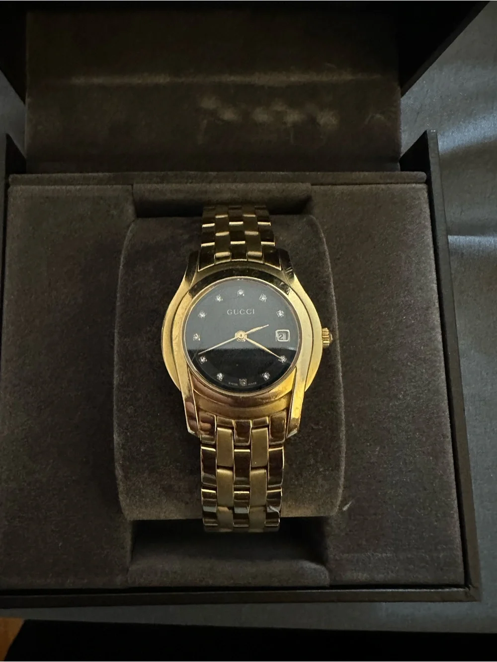 Gucci Gold-Tone Bracelet Watch with Black Dial Rare !